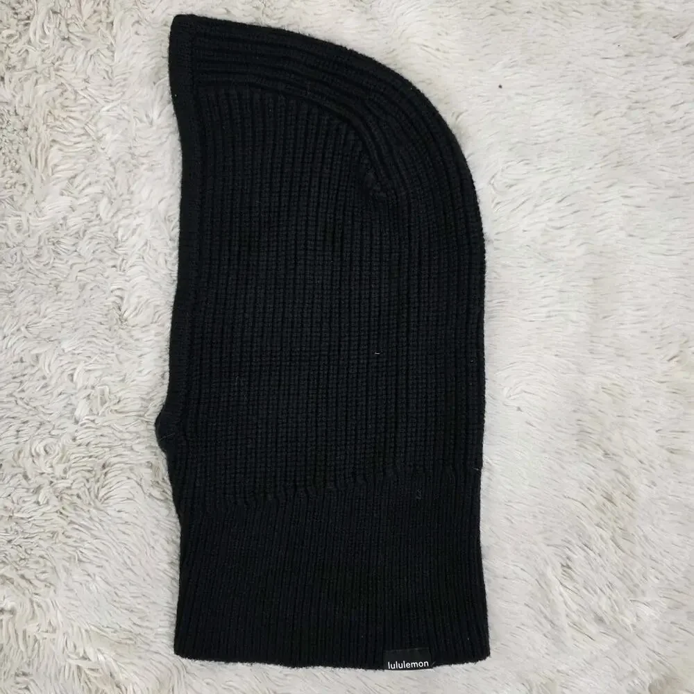 Lululemon Ribbed Knit Merino Wool Blend Balaclava Size S/M Black Hat Beanie